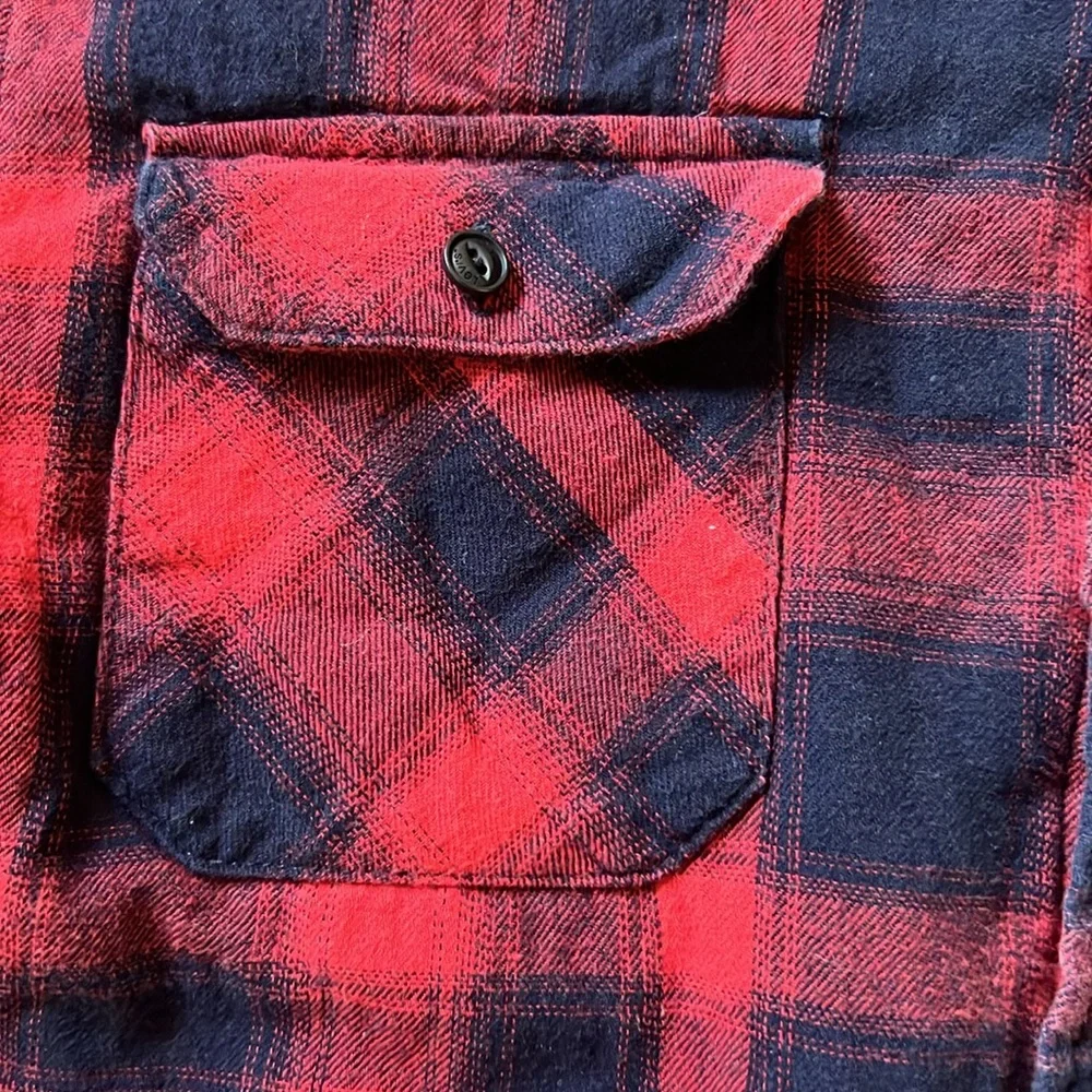 EUC Levi’s | Men’s red and navy shirt jacket lined with sherpa - Picture 3 of 9